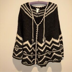 J. Jill Jacquard Poncho Cape Black and White Geometric Pattern OS